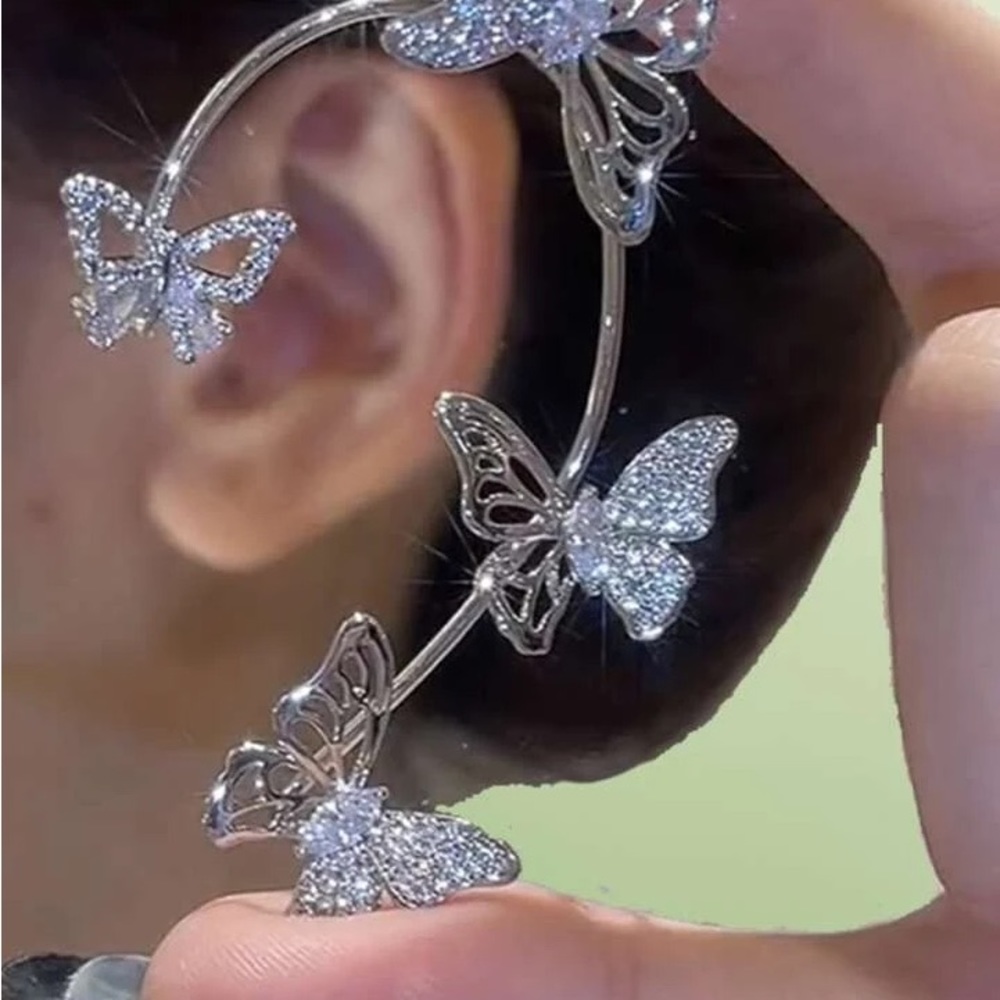 Fairycore 1pc Butterfly Decor Ear Cuff - Picture 1 of 3